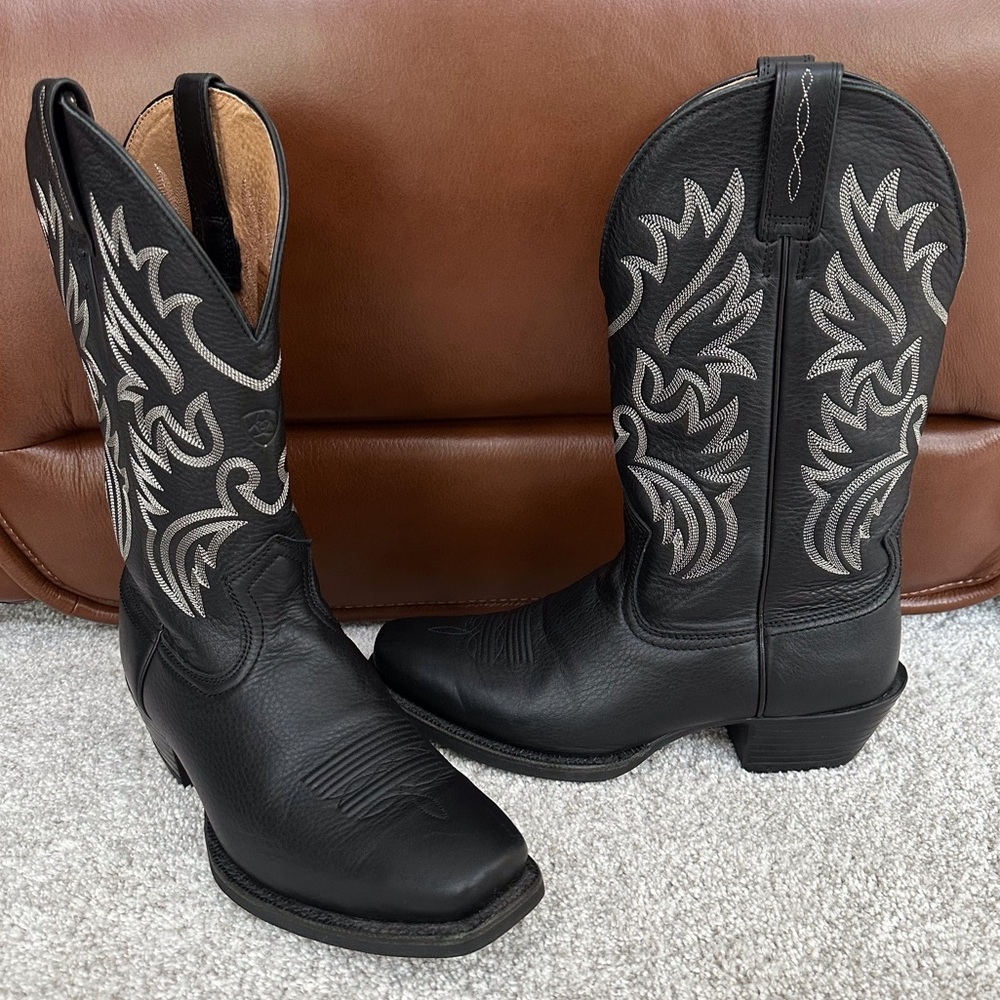 Ariat Men’s Legend Western Boots